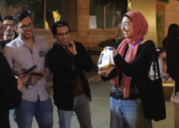 ايجيكشن تعلم . استكشف . تواصل