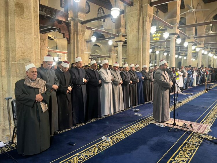 برواية حفص وقنبل والسوسي وابن ذكوان.. مآذن الأزهر تصدح بالقرآن في صلاة التراويح 1 برواية حفص وقنبل والسوسي وابن ذكوان.. مآذن الأزهر تصدح بالقرآن في صلاة التراويح