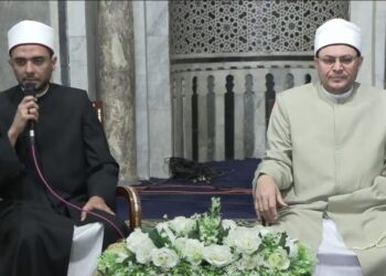 الناس تسأل عن “الابتلاء والارتقاء” ورياض الصائمين بالجامع الأزهر يجيب