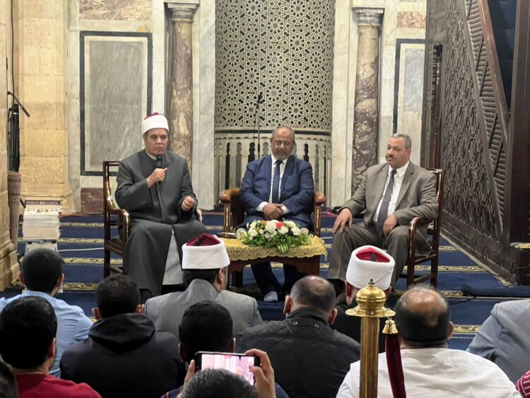 ملتقى الأزهر قضايا إسلامية بالجامع الأزهر يبين حقوق الجار وأهميته في استقرار المجتمع