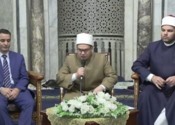 الملتقى الفقهي بالجامع الأزهر يحذر من خطورة الإسراف والتبذير