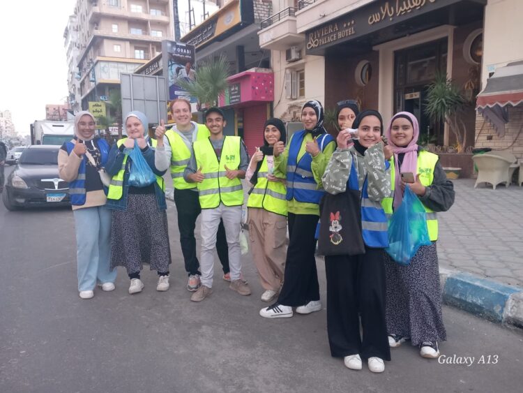 سباق الخير في رمضان للمبادرات التطوعية المختلفة بمطروح 1 سباق الخير في رمضان للمبادرات التطوعية المختلفة بمطروح