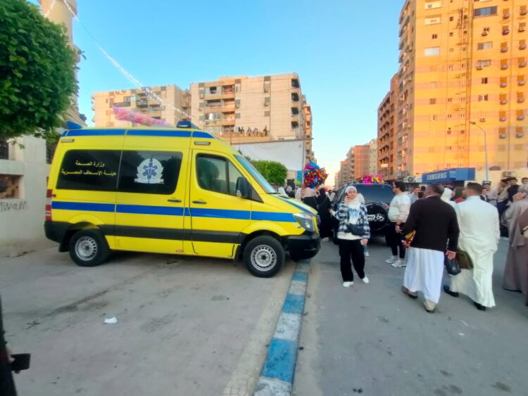 إنتشار عربات الشرطة والإسعاف بمحافظة مطروح لتأمين صلاة العيد