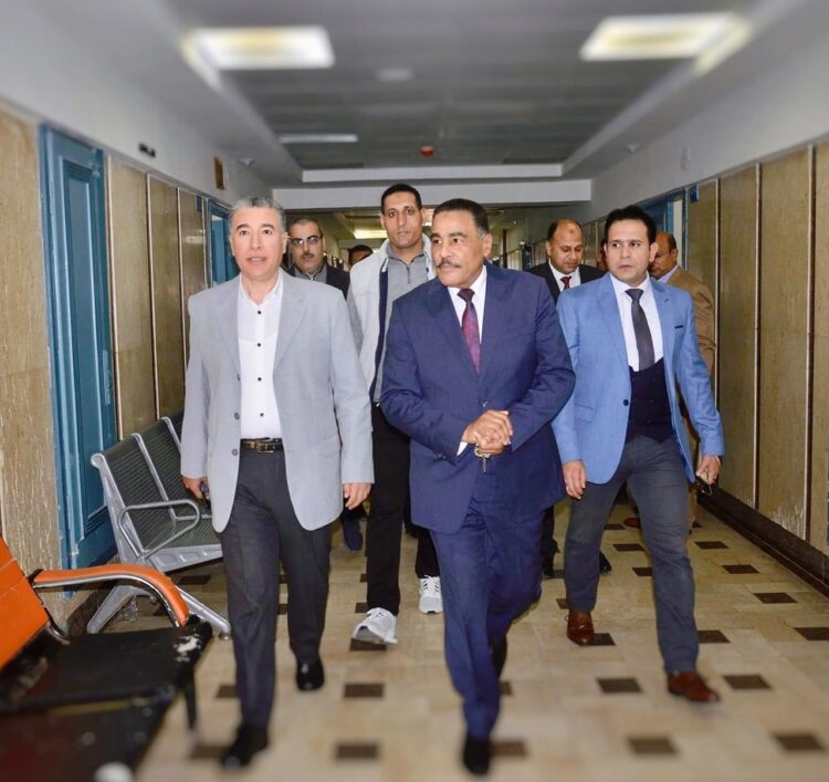 مستشفيات القطاع العلاجي بمطروح تستقبل ٩٣٨٨ مريض وتجري ١٨٤ عملية جراحية خلال إجازة عيد الفطر المبارك