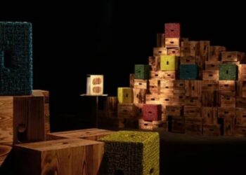 “صندوق قديم” يحتل عروض الفن والأزياء بميلانو