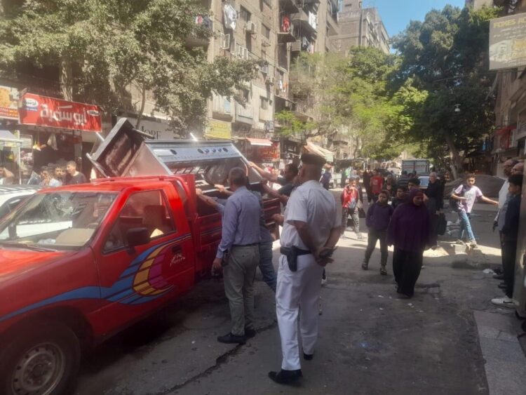 حملات مكثفة لرفع الإشغالات والتعديات بحي إمبابة 1 حملات مكثفة لرفع الإشغالات والتعديات بحي إمبابة