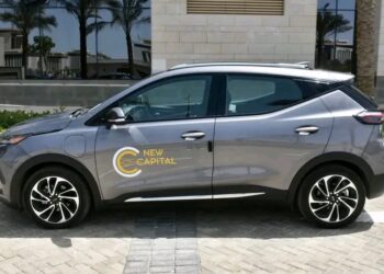 يومان ويبدأ التشغيل التجريبي للمرحلة الأولى من السيارات الكهربائية التي ستعمل داخل العاصمة الإدارية