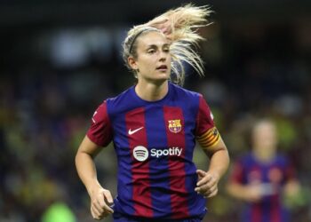 بوتياس تمدد عقدها مع برشلونة حتى عام 2026