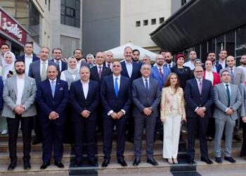 الرئيس التنفيذي للهيئة العامة للإستثمار والمناطق الحرة يفتتح مقر وحدة ريادة الأعمال والشركات الناشئة