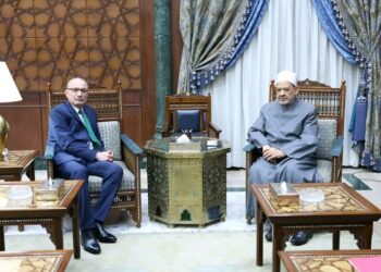 شيخ الأزهر يستقبل السفير التركي لبحث زيادة عدد الطلاب الأتراك الدارسين في الأزهر .