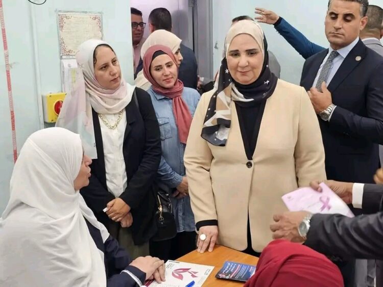 وزيرة التضامن الاجتماعي تدشن حملة "من بدري أمان" من الأسمرات للكشف المبكر وعلاج الأورام السرطانية المختلفة في 9 محافظات. 1 وزيرة التضامن الاجتماعي تدشن حملة “من بدري أمان” من الأسمرات للكشف المبكر وعلاج الأورام السرطانية المختلفة في 9 محافظات.