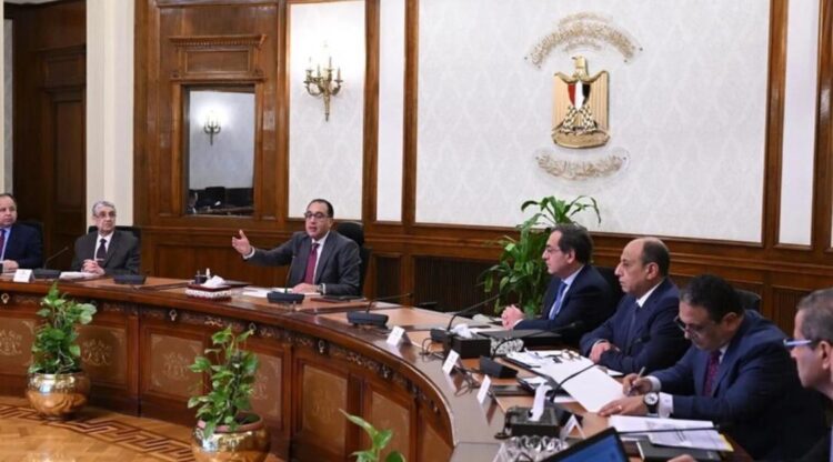 ماذا يريد المصريون من الحكومة الجديدة؟.. 1 ماذا يريد المصريون من الحكومة الجديدة؟..