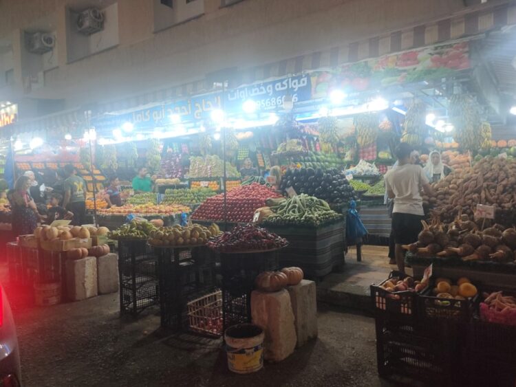 إقبال كبير علي المولات والمحال التجارية استعداداً لإستقبال عيد الأضحى المبارك بمطروح