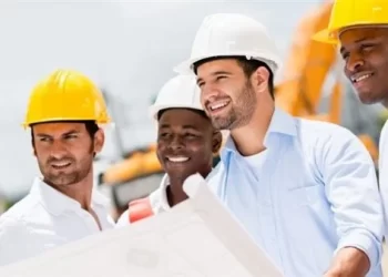 في السعودية.. بدء تنفيذ قرار توطين المهن الهندسية..