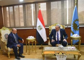 محمود الشاذلى يكتب : في لقاء المحافظ الجندى ترسخ اليقين أن مصر بخير .