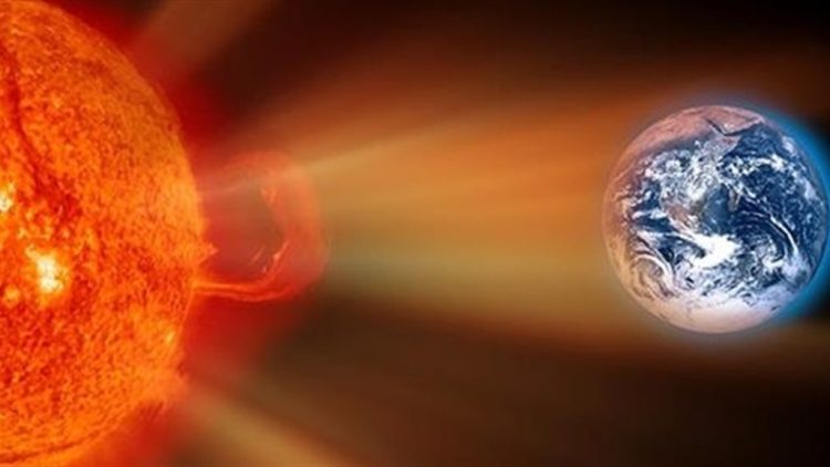 علماء يرصدون انفجارات شمسية ضخمة.. هل تتسبب في قطع الاتصالات؟ 1 علماء يرصدون انفجارات شمسية ضخمة.. هل تتسبب في قطع الاتصالات؟
