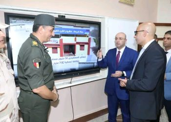 وزير التعليم ومحافظ بني سويف يعقدان لقاء موسعاً بقيادات التعليم بمحافظات : بني سويف، الفيوم وأسيوط