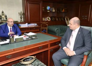 محافظ بني سويف يتابع مع التعليم فعاليات برنامج ( T.O.T) لتدريب القيادات المدرسية ضمن مشروع “التعليم من أجل الغد”