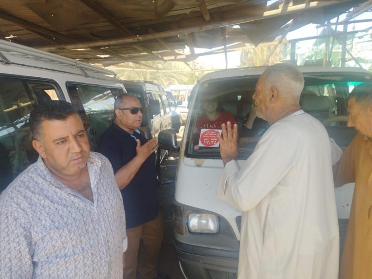 محافظ المنيا يتابع الحملات الرقابية على المواقف للتأكد من الالتزام بتعريفة الركوب الجديدة