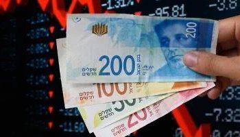 هبوط الشيكل الإسرائيلي أمام الدولار بعد التطورات السياسية والاقتصادية