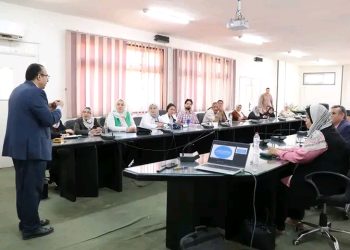 إطلاق أولى دورات ” الإرشاد الأكاديمي والنفسي ” لأعضاء هيئة التدريس بجامعة بنها