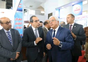 وزير التعليم العالي يفتتح النسخة الثامنة من المعرض التعليمي لمؤسسة أخبار اليوم