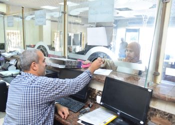 لجنة المنح الدراسية بمحافظة مطروح تختتم استقبال طلبات الطلاب الراغبين في التقدم للحصول علي منح دراسية للعام الدراسي الجامعي القادم