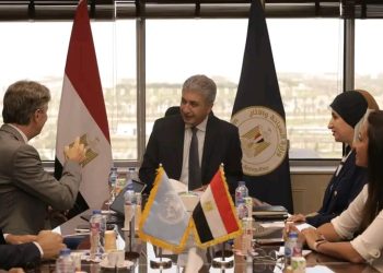 وزير السياحة والآثار والمُمثل المقيم لبرنامج الأمم المتحدة الإنمائي في مصر يبحثان تعزيز سبل التعاون المستقبلية لتنفيذ أهداف التنمية المستدامة 2030 6 وزير السياحة والآثار والمُمثل المقيم لبرنامج الأمم المتحدة الإنمائي في مصر يبحثان تعزيز سبل التعاون المستقبلية لتنفيذ أهداف التنمية المستدامة 2030