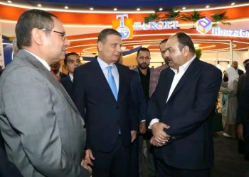 وزير الزراعة يفتتح الدورة ال 36 لمعرض ومؤتمر صحارى الزراعي الدولي