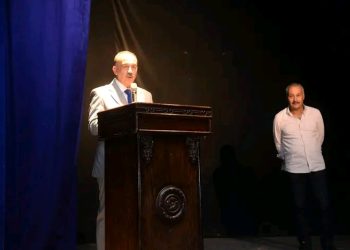 محافظ أسيوط يشهد انطلاق ندوات توعوية بالمبادرة الرئاسية “بداية” لطلاب المدارس بقاعة المسرح المركزي لمديرية التربية والتعليم بمدرسة الجامعة الإعدادية الموحدة