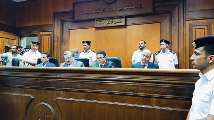 “لو كان بابا قطعة واحدة كان ممكن نسامح.. لكن جابو بابا قطع”، كلمات محزنة لابنة ضحية احمد فتوح ورفض عائلة المتوفي التصالح