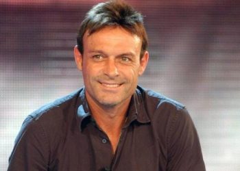 وفاة سكيلاتشي نجم الكرة الإيطالية وهداف كأس العالم 90 بعد معاناته من السرطان