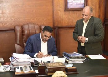 اعتمد اللواء خالد شعيب محافظ مطروح نتيجة تنسيق المرحلة الرابعة والاخيرة للقبول بمرحلة التعليم الثانوي العام والفنى للعام الدراسى 2024/ 2025. 10 اعتمد اللواء خالد شعيب محافظ مطروح  نتيجة  تنسيق المرحلة الرابعة والاخيرة  للقبول بمرحلة التعليم الثانوي العام  والفنى للعام الدراسى 2024/ 2025.
