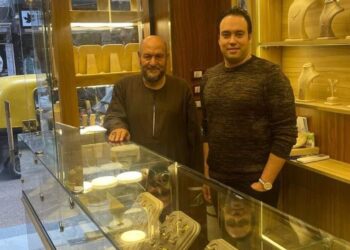 حكاية الشاب محمد أبوالنجا تاجرالذهب ببسيون نبع الأخلاق .