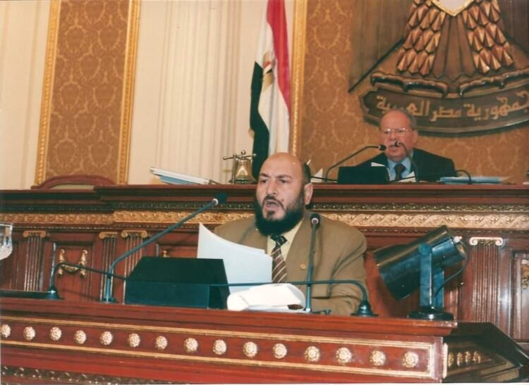 محمود الشاذلى يكتب : الحزب السياسى الجديد والتردى الحزبى رؤية تحليليه . 1 محمود الشاذلى يكتب : الحزب السياسى الجديد والتردى الحزبى رؤية تحليليه .