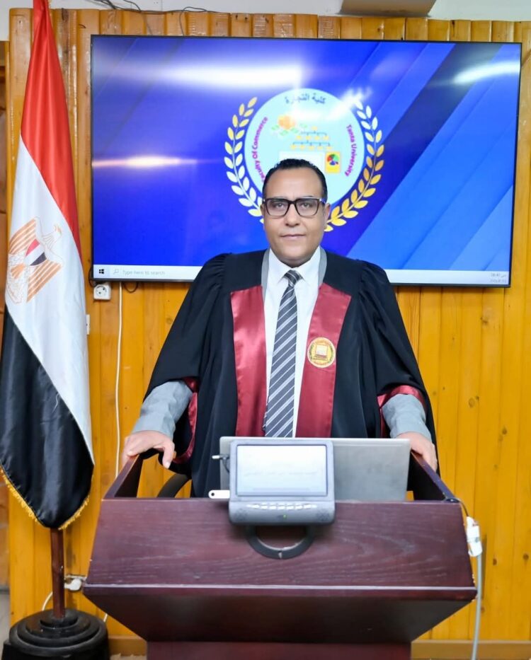 العميد أحمد الخولى .. ألف مبروك الماجستير 1 العميد أحمد الخولى .. ألف مبروك الماجستير