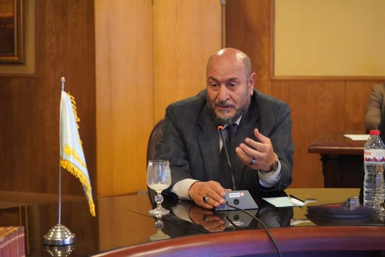 محمود الشاذلى يكتب : غلق بيوت الثقافه الخطيئه المجتمعيه . 1 محمود الشاذلى يكتب : غلق بيوت الثقافه الخطيئه المجتمعيه .