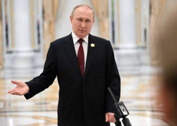 اليمن تطالب روسيا بفتح سفارتها في عدن