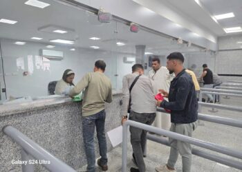 وزارة العمل توثق عقود عمل للشباب بالخارج 7 وزارة العمل توثق عقود عمل للشباب بالخارج