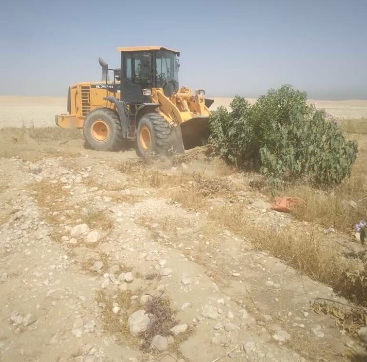 ازالة التعديات عن ٨٠ فدان بالأقصر الجديدة
