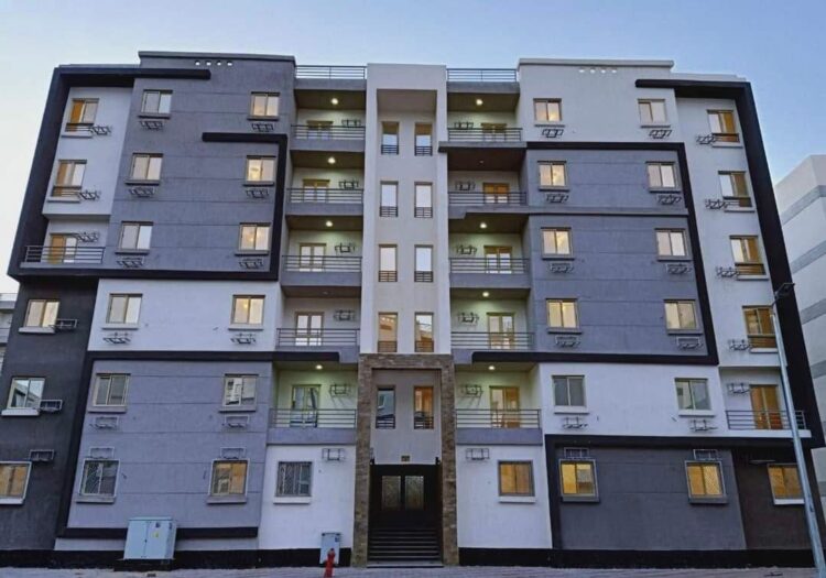 بدء تسليم وحدات جديدة لمشروعات الإسكان بمختلف المحافظات 1 بدء تسليم وحدات جديدة لمشروعات الإسكان بمختلف المحافظات