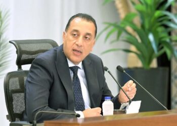 ‏رئيس الوزراء يتفقد سير العمل في محافظة البحيرة في زيارة مفاجأة