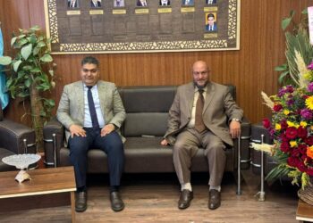 محمود الشاذلى يكتب : إشهد ياتاريخ .. الدكتور أحمد غنيم حدوته مصريه .