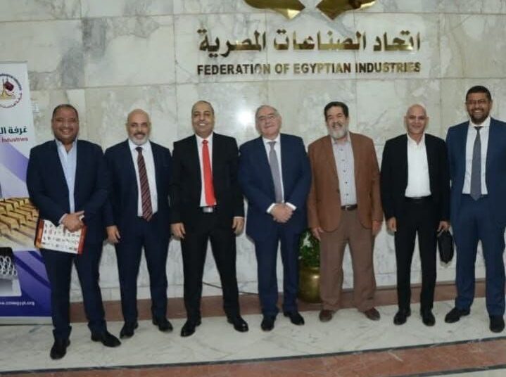 تحالف الصناعة والتصدير منطلق حقيقى  للنهوض بالصناعات المعدنية الصغيرة .