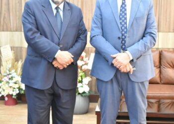 محمود الشاذلى يكتب : وسط الورود ترسخت المعانى النبيله بٱداب طنطا .