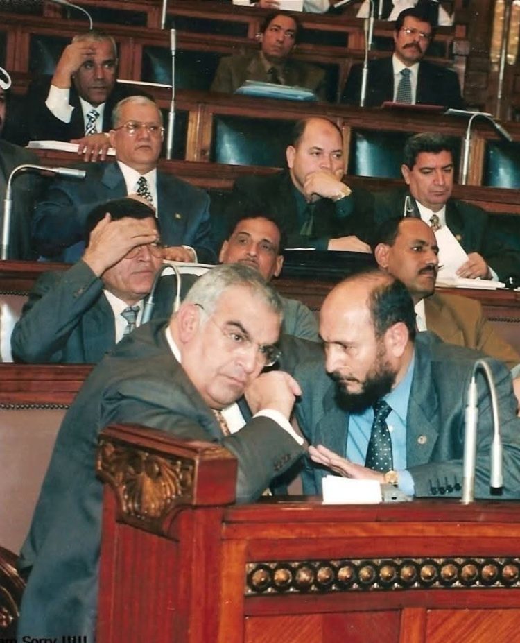محمود الشاذلى يكتب : ولى بشأن السياسه نجاسة رؤيه منطلقها مصداقيه ومكاشفه . 1 محمود الشاذلى يكتب : ولى بشأن السياسه نجاسة رؤيه منطلقها مصداقيه ومكاشفه .