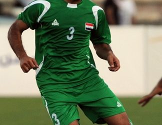 العراق يفوز على الكويت في كأس الخليج وفيديو لمشادة بين اللاعبين
