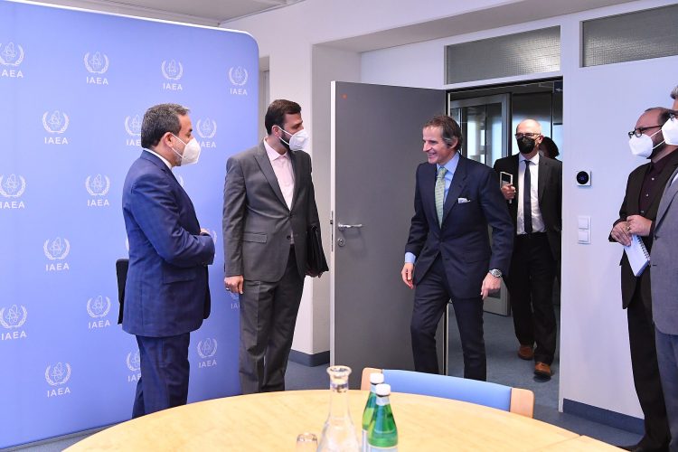 إيران تقدم مقترحاً لأمريكا لإعادة فتح مضيق هرمز خلال سبعة أيام 1 إيران تقدم مقترحاً لأمريكا لإعادة فتح مضيق هرمز خلال سبعة أيام