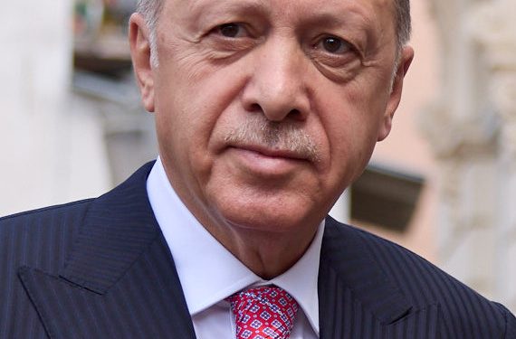 صوت الشعب نيوز 85 إردوغان يرد على المعارضة بحدة وسط أزمة صناديق الاستثمار في تركيا