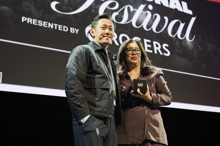 فيلم Angh الهندي يقتنص جائزة بارزة في تورونتو ويقترب من سباق الأوسكار